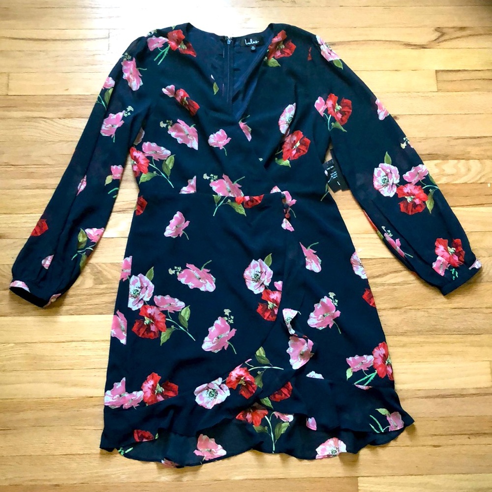 Never worn floral Vneck dress